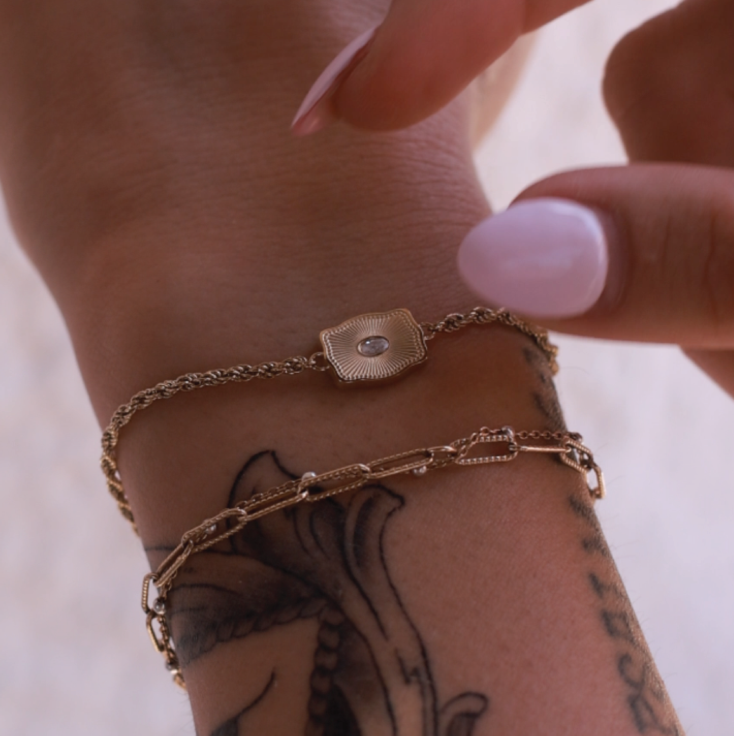 Ultra mini belt buckle bracelet product features - SpurWest western jewelry